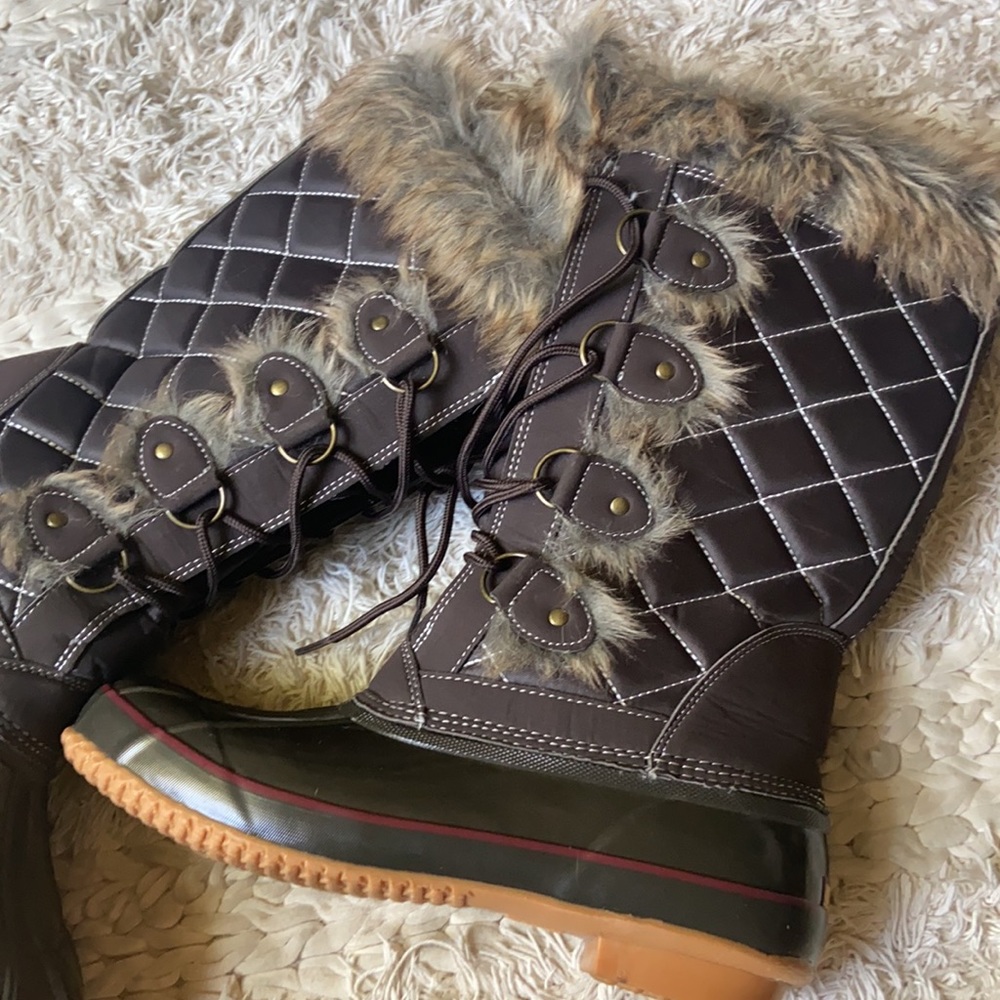 Khombu Women’s Winter / Snow Boots